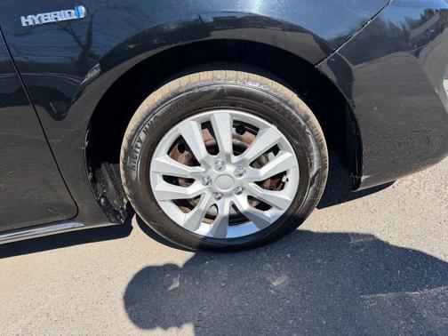 2012 Toyota Camry Hybrid XLE