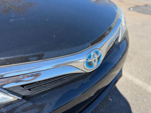 2012 Toyota Camry Hybrid XLE