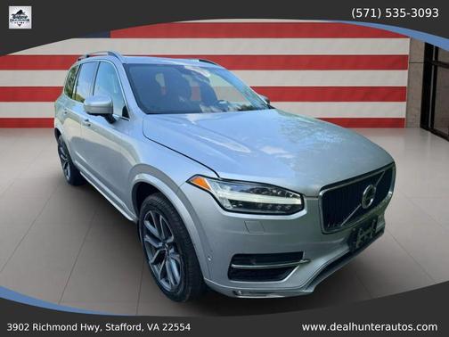 Bright Silver Metallic 2016 Volvo XC90 T6 Momentum