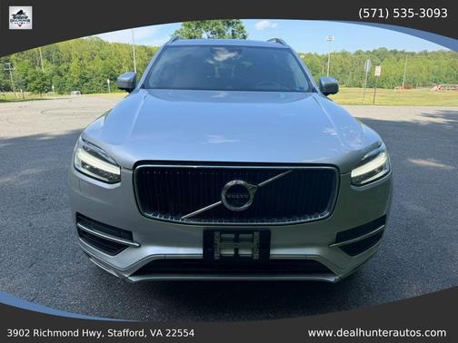 Bright Silver Metallic 2016 Volvo XC90 T6 Momentum