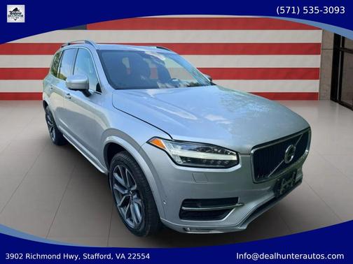 Bright Silver Metallic 2016 Volvo XC90 T6 Momentum