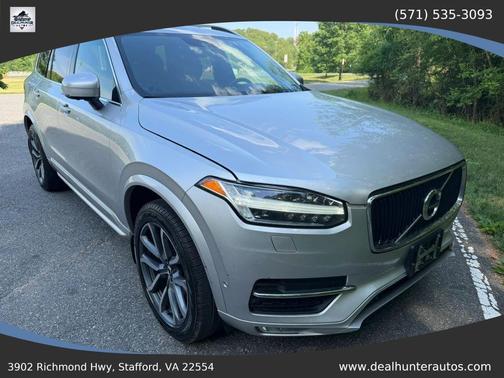 Bright Silver Metallic 2016 Volvo XC90 T6 Momentum