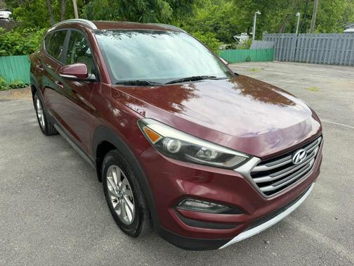Ruby Wine 2017 Hyundai TUCSON Sport