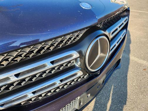 2017 Mercedes-Benz GLS 550 Base 4MATIC