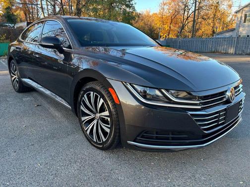 2019 Volkswagen Arteon 2.0T SE 4MOTION