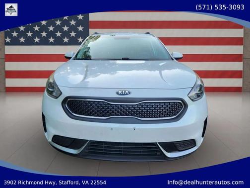 Snow White Pearl 2018 Kia Niro LX