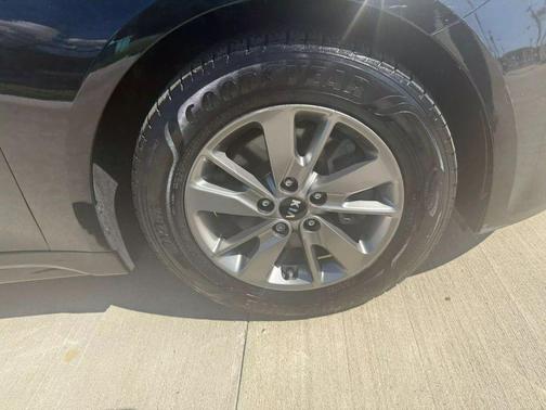 2016 Kia Optima LX Turbo