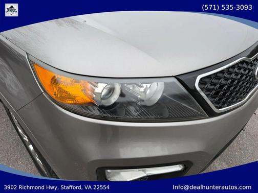 Titanium Silver 2013 Kia Sorento SX