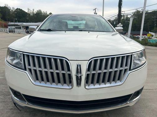 2012 Lincoln MKZ Base