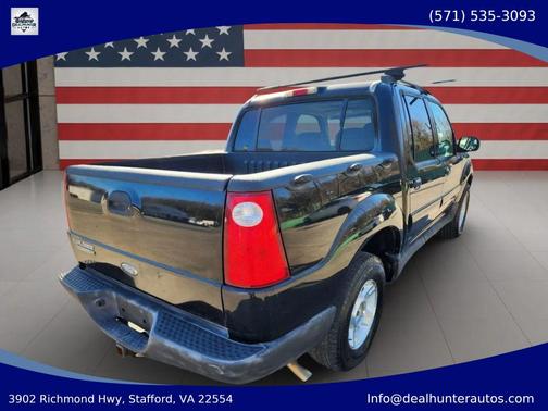 Black 2003 Ford Explorer Sport Trac XLS