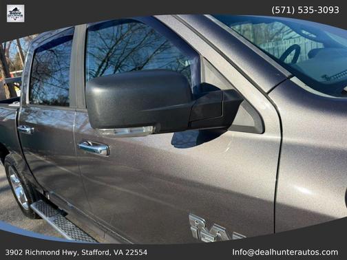 Granite Crystal Metallic Clearcoat 2016 RAM 1500 Big Horn