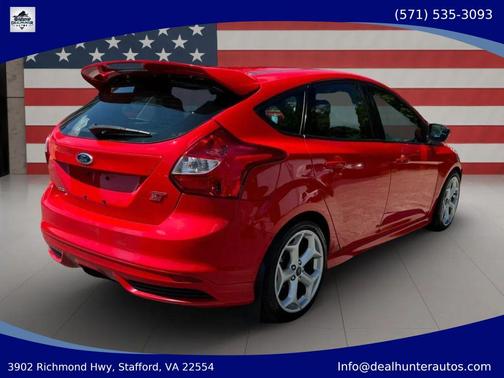 Race Red 2014 Ford Focus ST