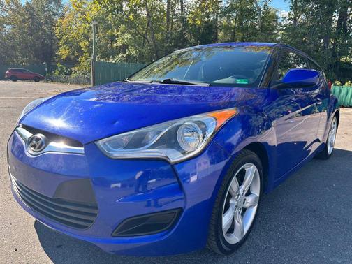 2012 Hyundai Veloster Base