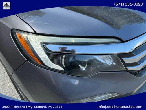 Modern Steel Metallic 2017 Honda Pilot EX-L