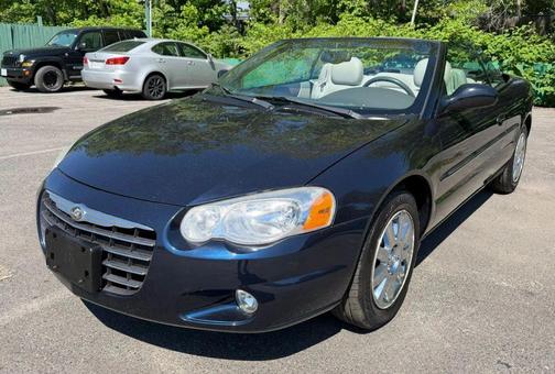 2004 Chrysler Sebring Base