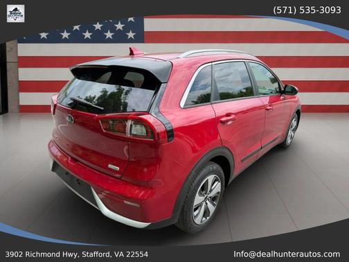 Crimson Red 2018 Kia Niro LX