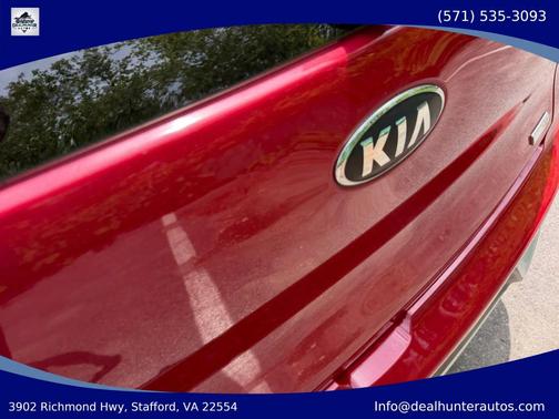 Crimson Red 2018 Kia Niro LX