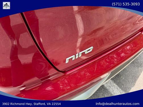 Crimson Red 2018 Kia Niro LX