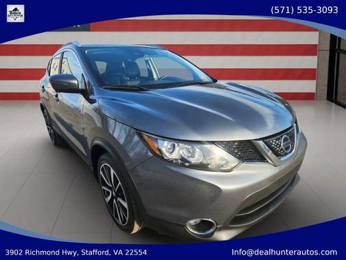 Metallic Gray 2018 Nissan Rogue Sport SL