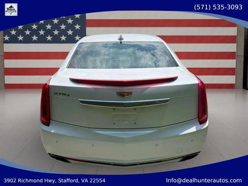 Crystal White Tricoat 2016 Cadillac XTS Luxury