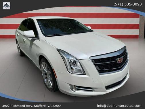 Crystal White Tricoat 2016 Cadillac XTS Luxury