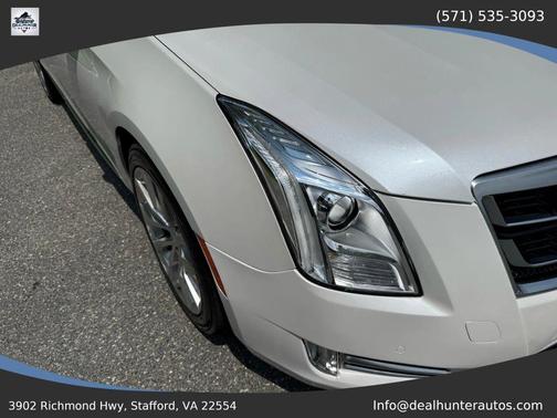 Crystal White Tricoat 2016 Cadillac XTS Luxury