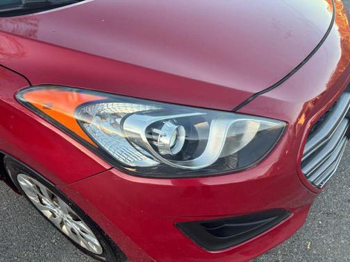 2016 Hyundai Elantra GT Base