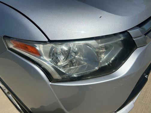 2015 Mitsubishi Outlander SE