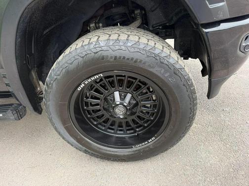 Diamond Black Crystal Pearlcoat 2020 RAM 1500 Big Horn/Lone Star