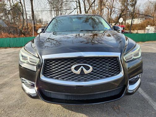 2018 INFINITI QX60 Base