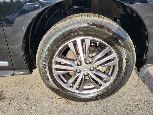 2018 INFINITI QX60 Base