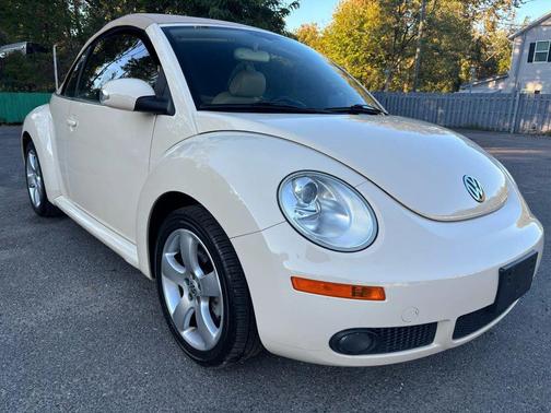 2007 Volkswagen New Beetle 2.5