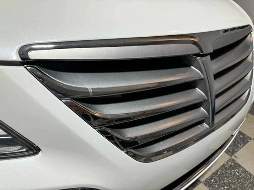 2013 Hyundai Genesis 3.8