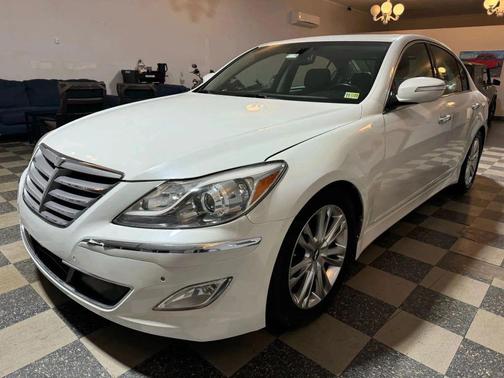 2013 Hyundai Genesis 3.8