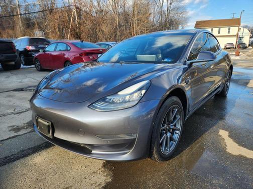 2019 Tesla Model 3 Standard Range Plus