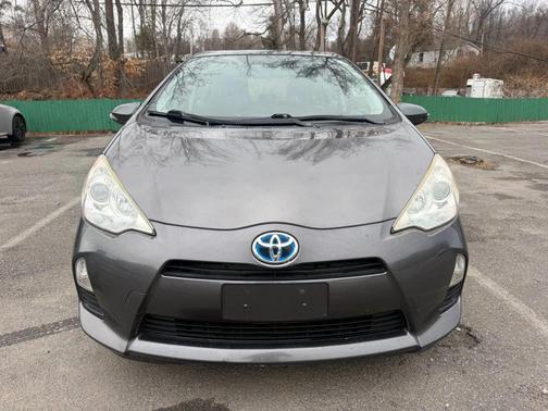 2012 Toyota Prius c Three
