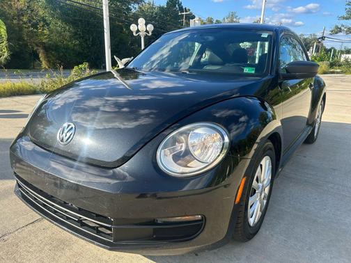 2012 Volkswagen Beetle Base