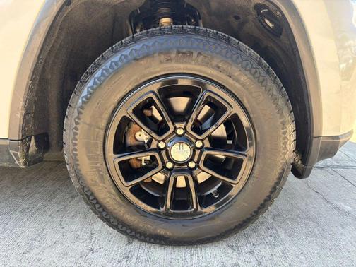 2018 Jeep Grand Cherokee Laredo E
