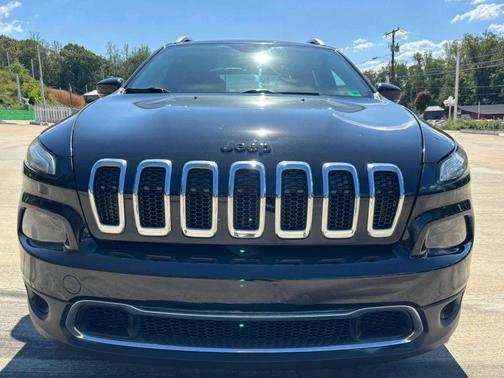 2017 Jeep Cherokee Sport