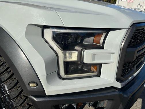 2017 Ford F-150 Raptor