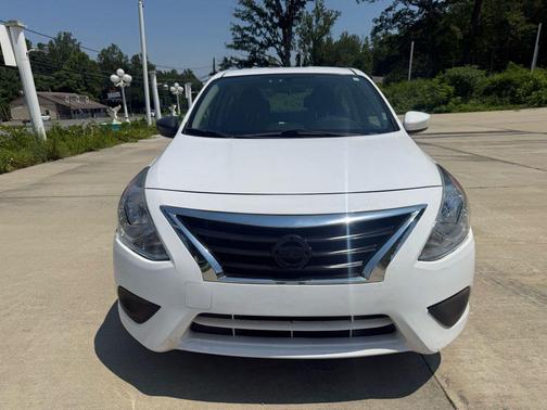 2017 Nissan Versa 1.6 SV