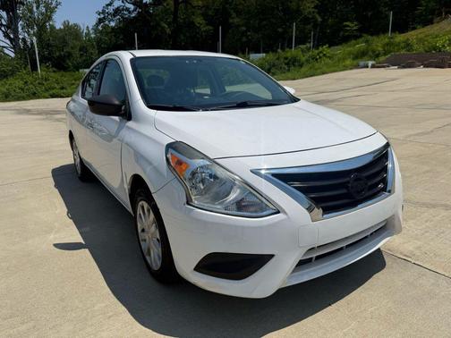 2017 Nissan Versa 1.6 SV