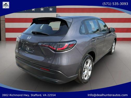 Gray 2023 Honda HR-V LX