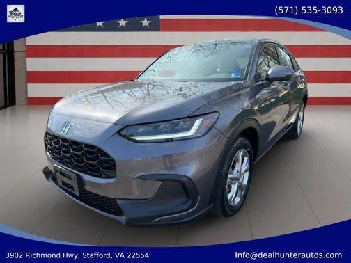 Gray 2023 Honda HR-V LX