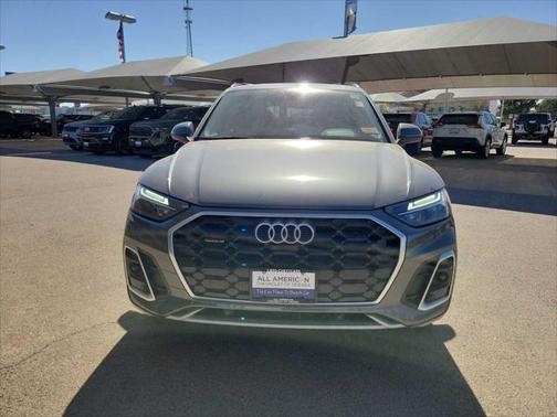 2022 Audi Q5 45 S line Premium Plus