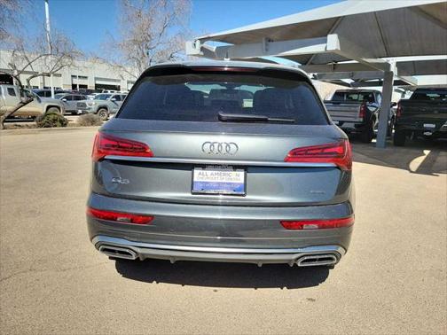 2022 Audi Q5 45 S line Premium Plus