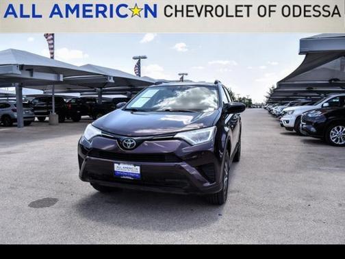 Photo 1 of 25 of 2018 Toyota RAV4 LE