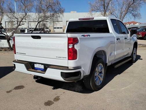 2023 Chevrolet Silverado 1500 Custom