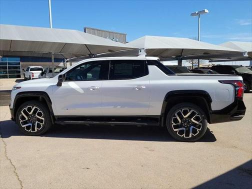 2024 Chevrolet Silverado EV RST