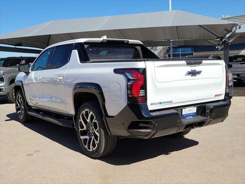 2024 Chevrolet Silverado EV RST